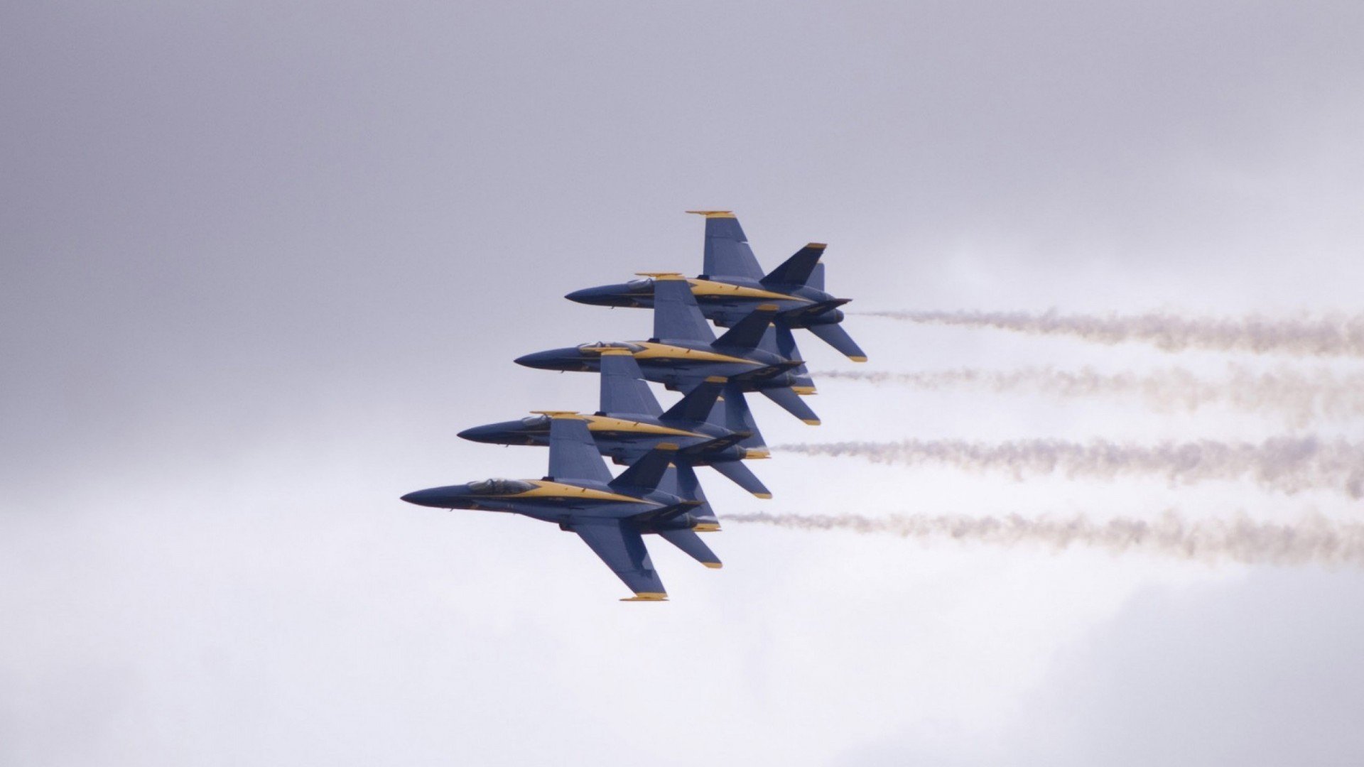 德国男子4x100米自由泳接力队在决赛中获得第六名，德国1500米自由泳