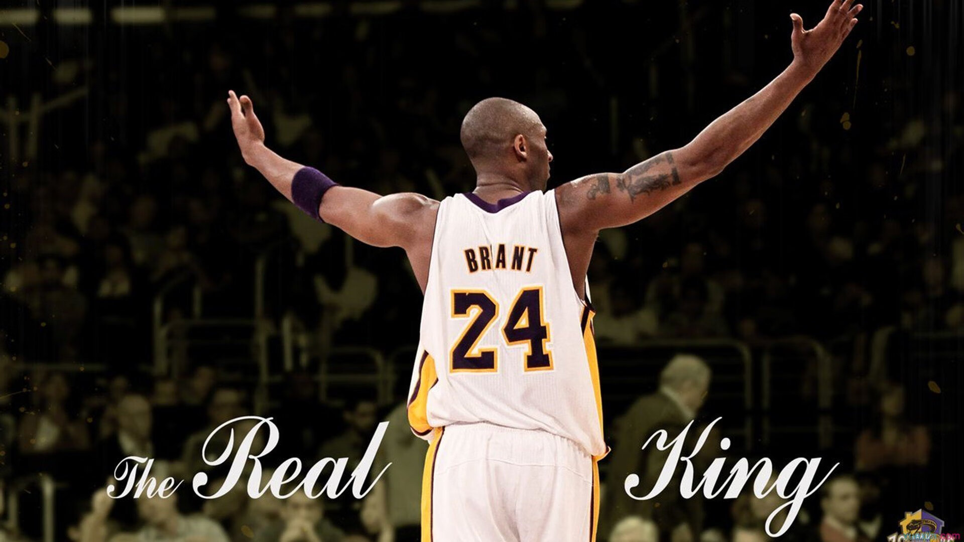 开云体育平台-基：全黑队防线的“铁壁”，他对抗对手的强力进攻令人畏惧